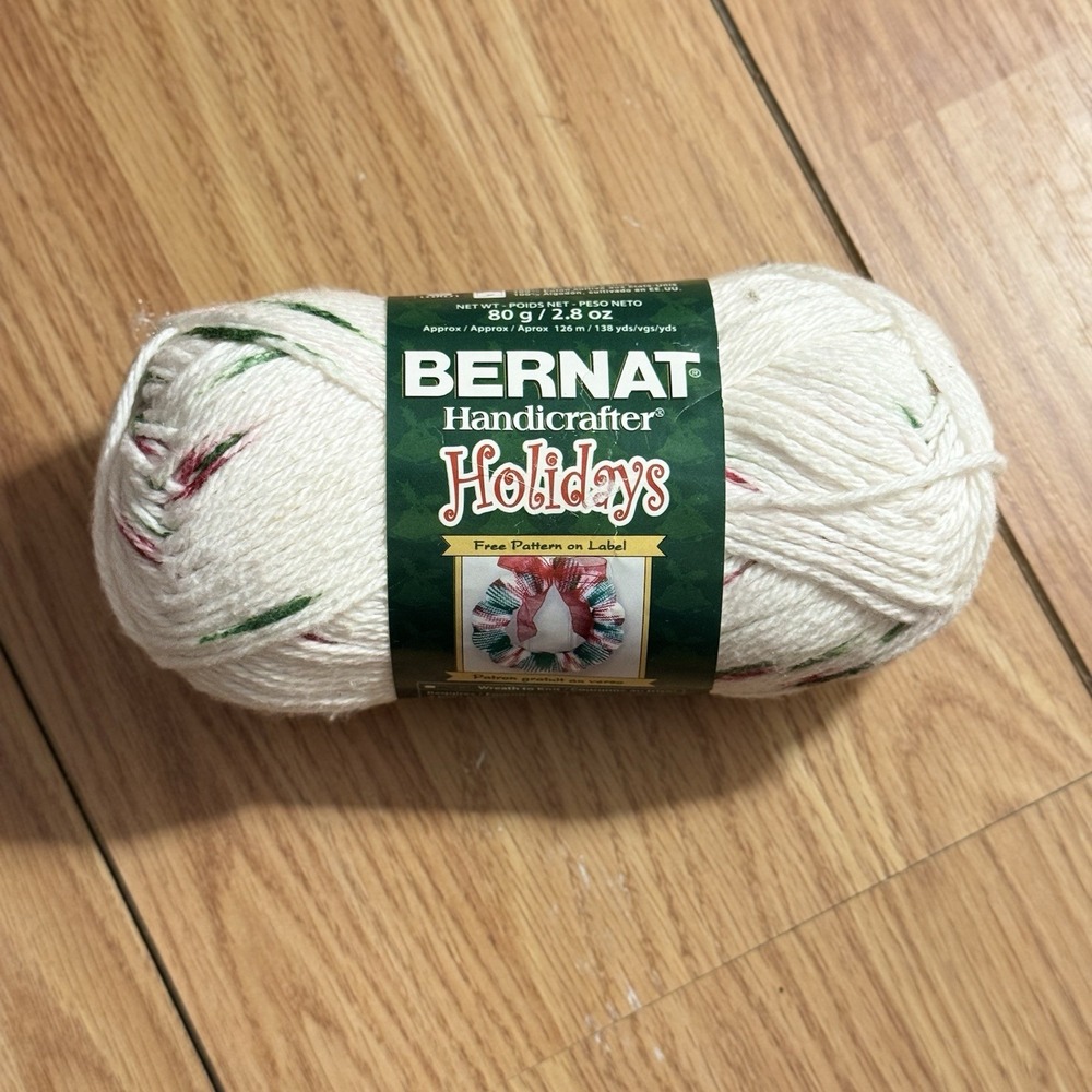 BERNAT Handicrafter Cotton Yarn Medium 4 Holidays Holly Jolly Prints White 80g